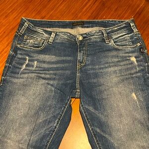 Girlfriend jeans with stretch